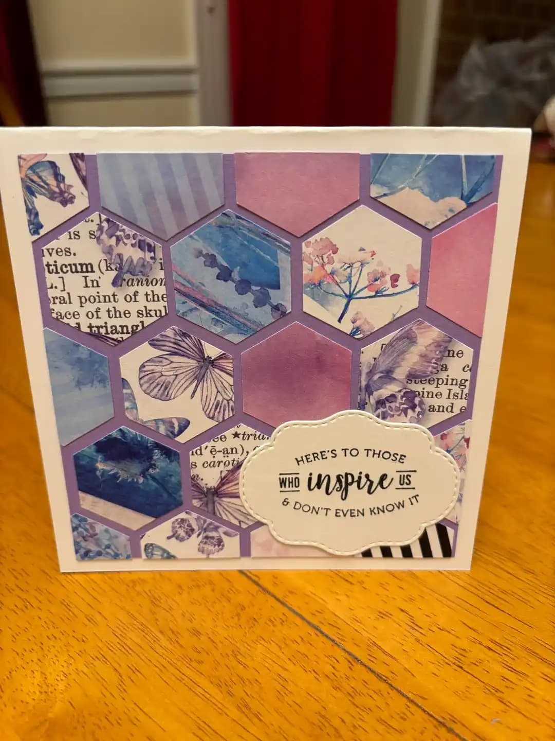 Kart Yapımında Artan Kağıt Parçalarının Yaratıcı ve Etkili Değerlendirilmesi Yöntemleri