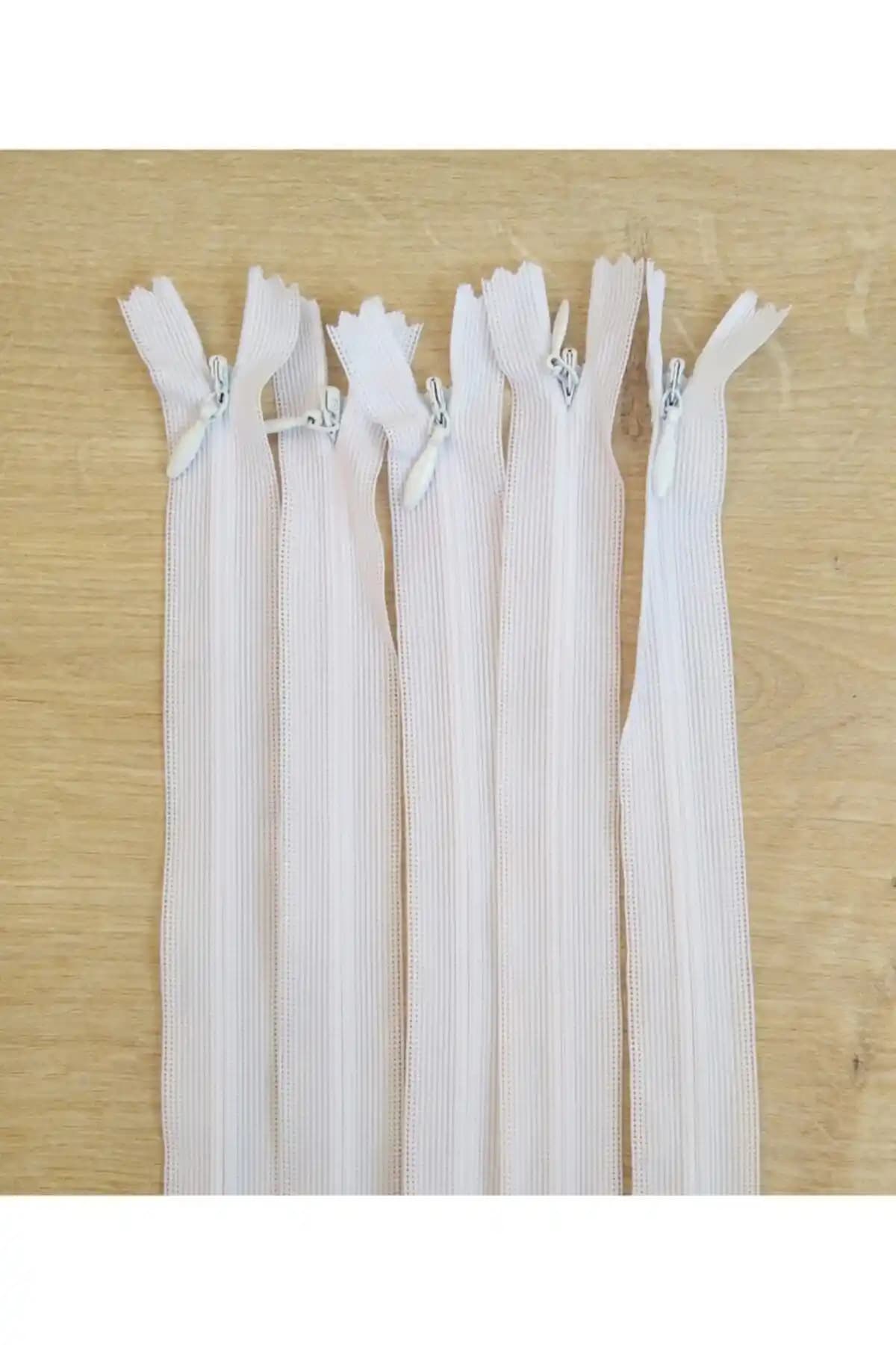 Kezban Tekstil Beyaz Gizli Fermuar 50 Cm 5 Adet – Estetik ve Dayanıklı Tekstil Aksesuarı