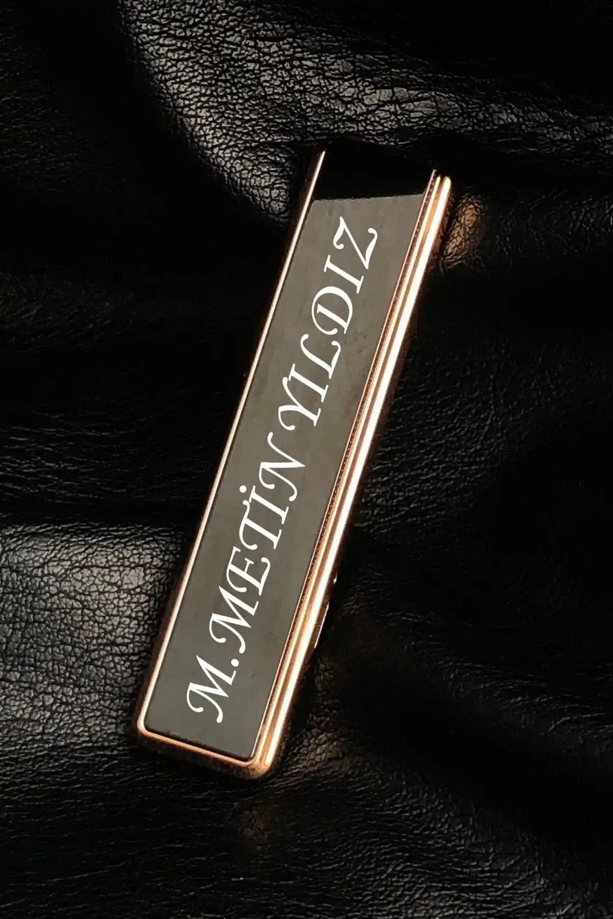 Kişiye Özel USB Çakmak: Modern Tasarım ve Teknolojiyle Güvenilir Kullanım