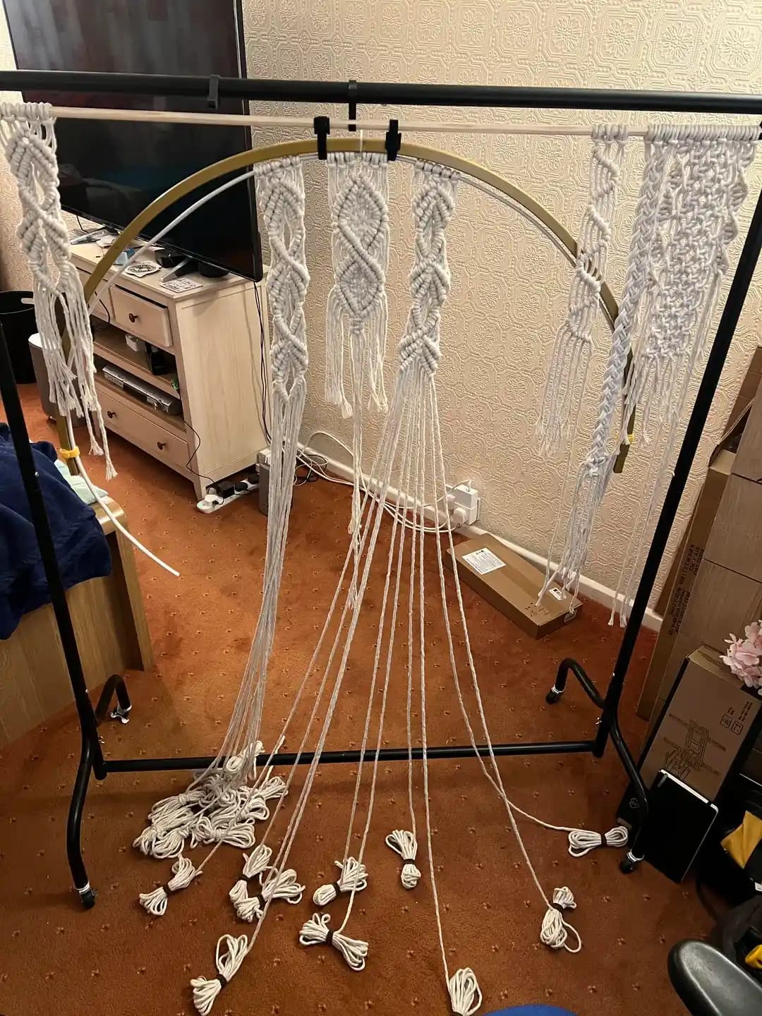 Makrome Düğümlerinde Kordon Düzenleme ve Yönetim Teknikleriyle Verimlilik Artışı