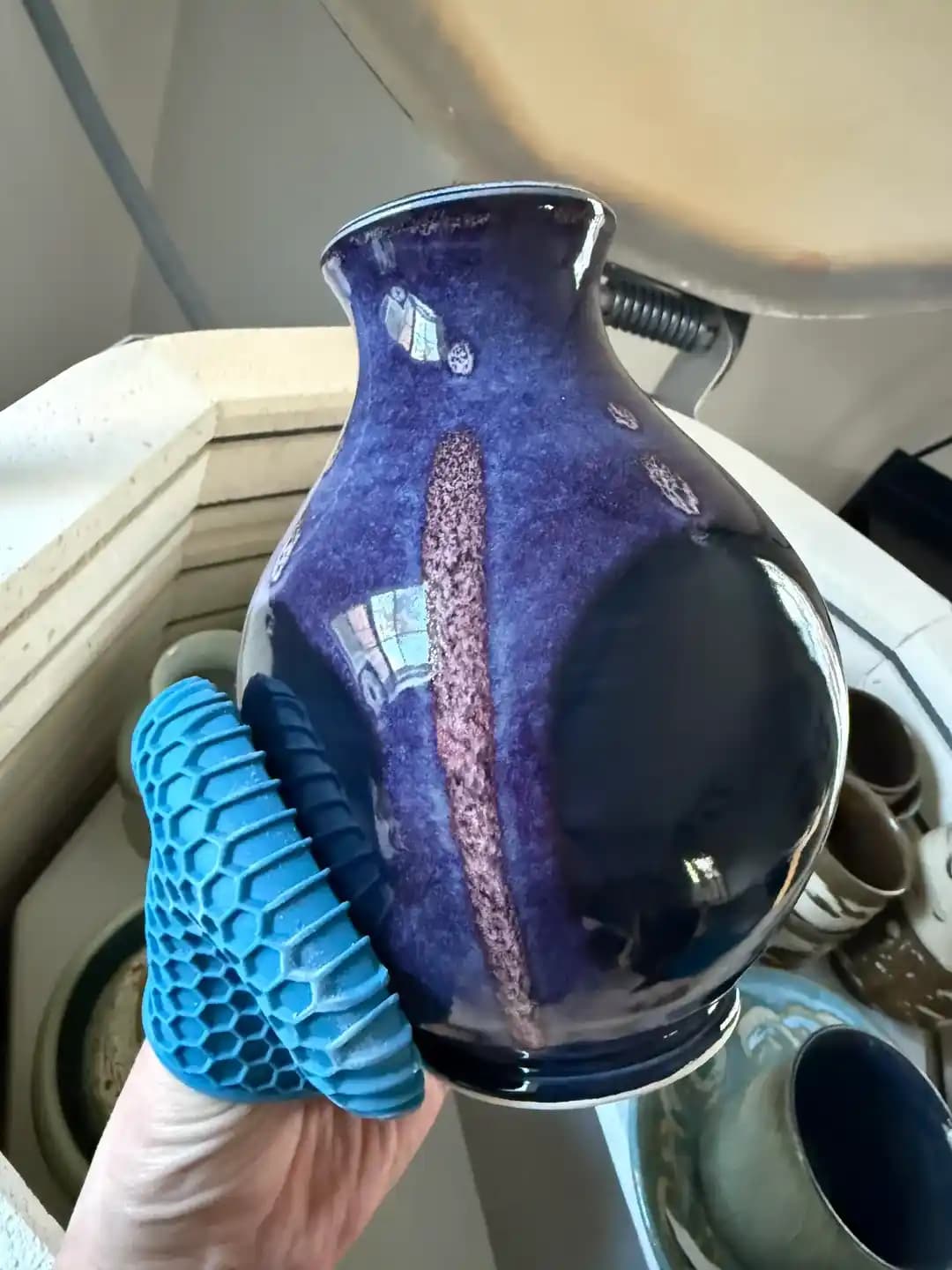 Seramikte Amaco Obsidian ve Smokey Merlot Sır Kombinasyonları ile Dijital Not Tutma Yöntemleri