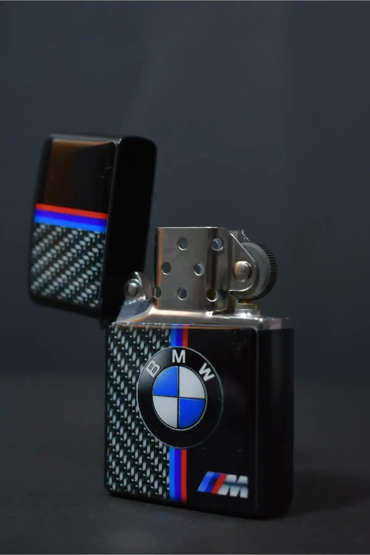 TakıMaster Logolu Metal Benzinsiz Çakmak Modern Tasarım ve Dayanıklılık