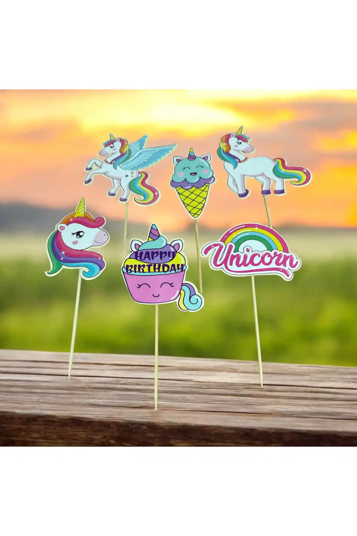 Unicorn Temalı Pasta Süs Seti Renkli ve Eğlenceli Partilerin Vazgeçilmezi
