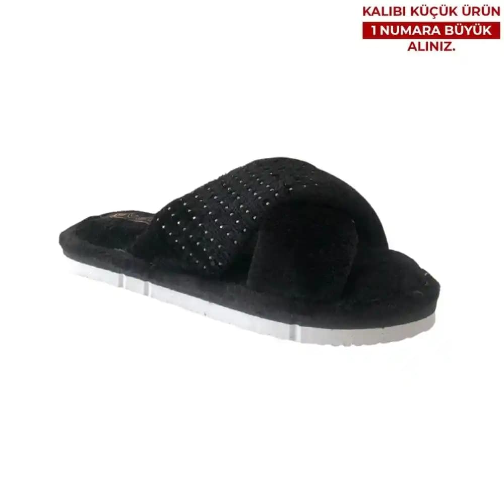 Bornoz Terliği ile Ev Dekorasyonunda Konfor ve Estetiği Yükseltme Rehberi