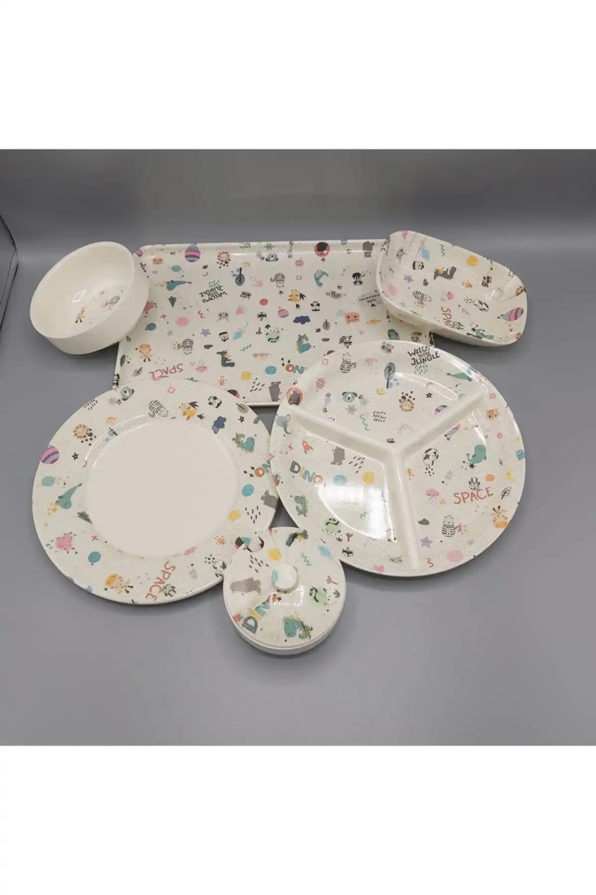 Melamin Yemek Takımları ile Dekorasyonunuzu Geliştirin ve Pratik Kullanım Sağlayın