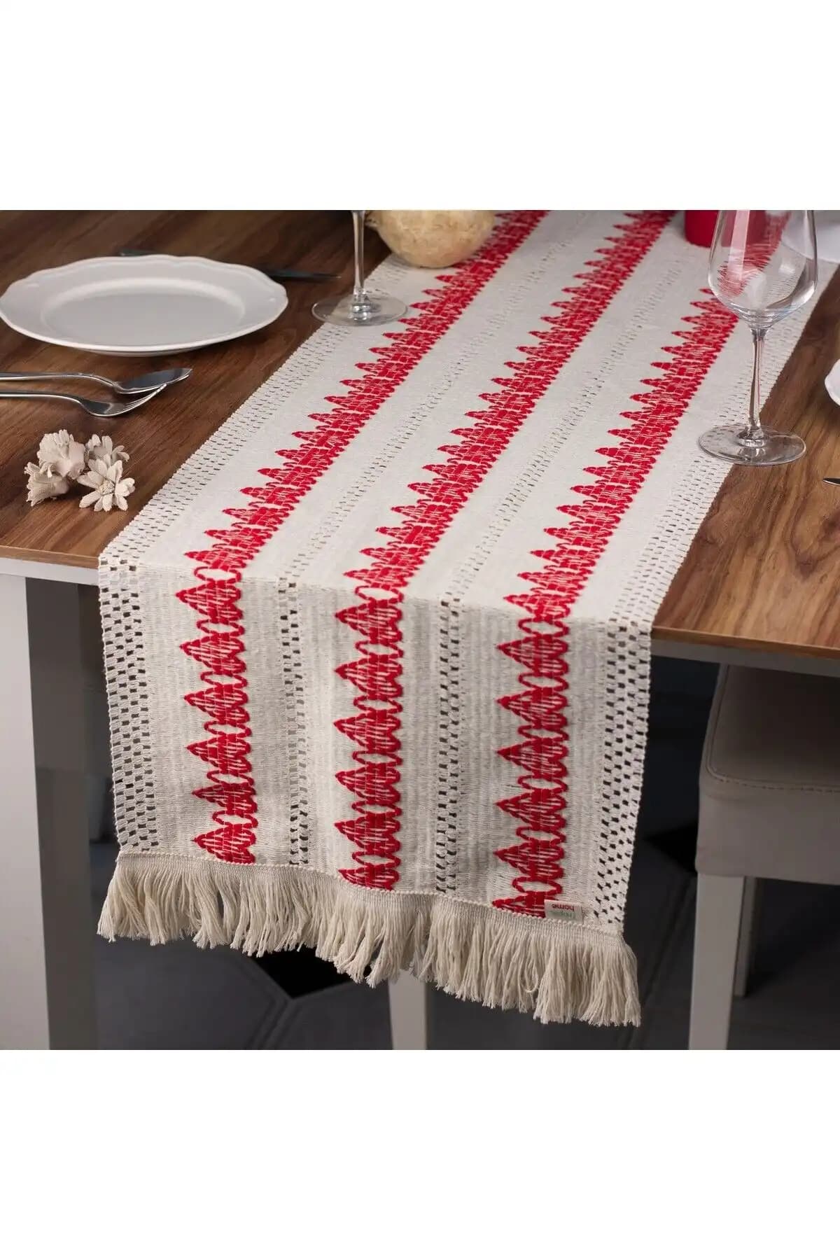 Örme Koşu Yolu ile Dekorasyonda Şıklık ve İşlevselliğin Birleşimi