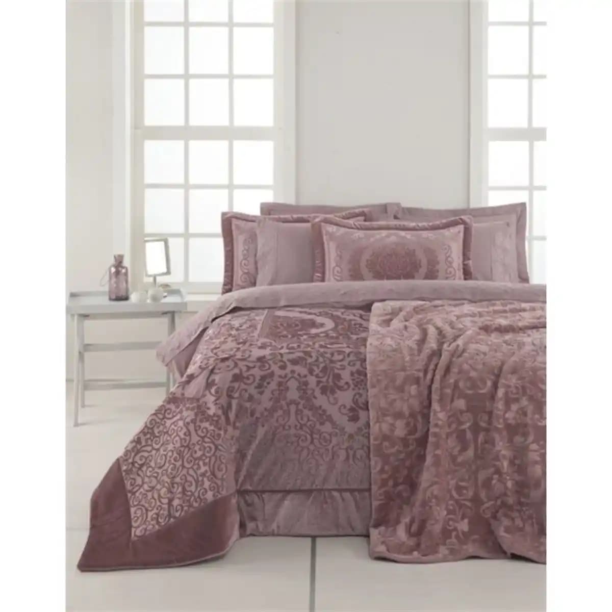 Özdilek Yatak Örtüsü Setleri ile Yatak Odasında Şıklık ve Konforun Buluşması