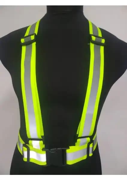 Vi Caro Reflektörlü Motorsiklet Yeleği Güvenliği Artıran Pratik ve Ayarlanabilir Tasarım