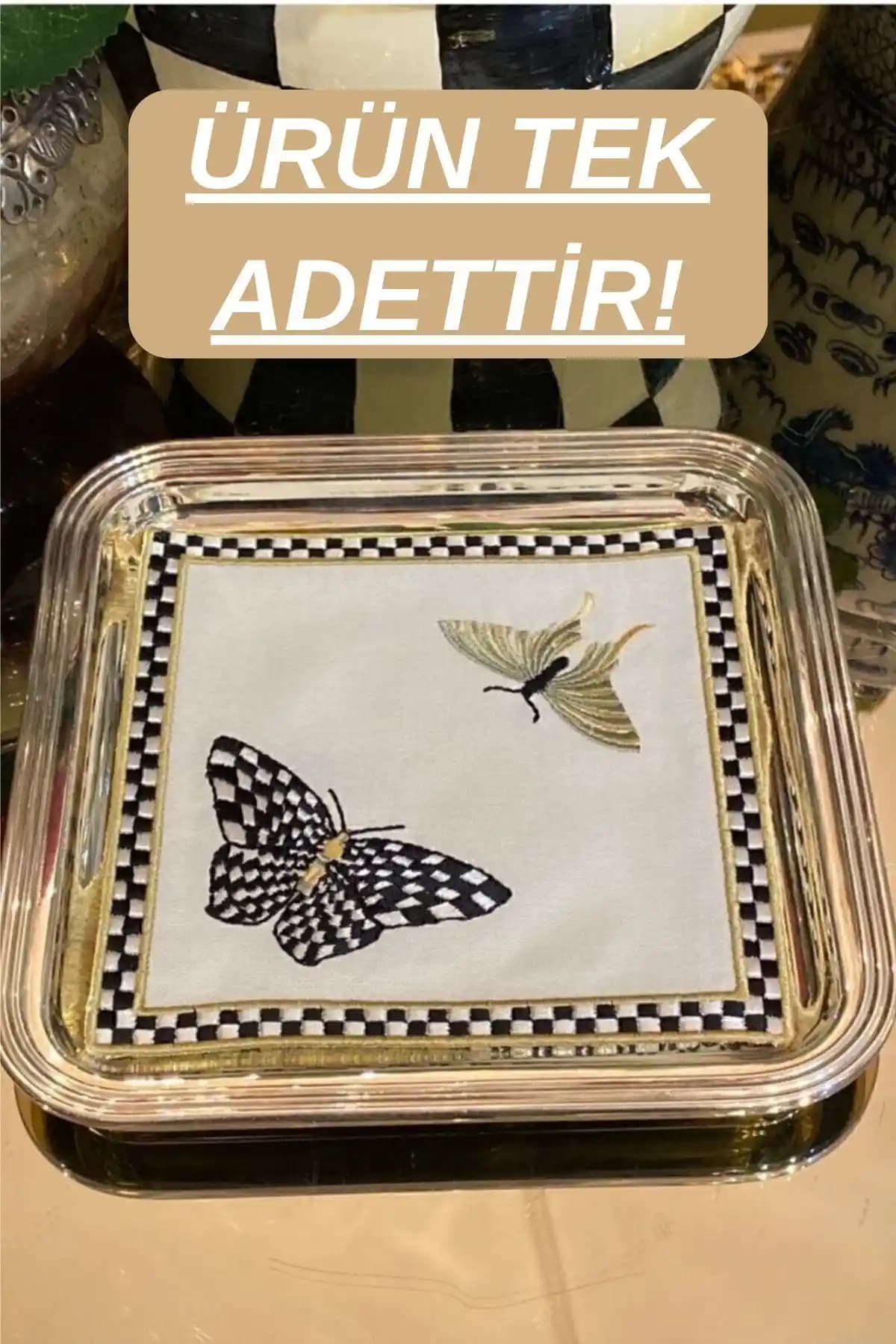 Kokteyl Sunumları İçin Şık Dantel ve Nakışlı Peçete Seçenekleri