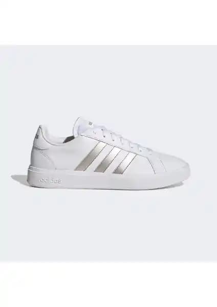 Adidas GW9263 Grand Court TD Kadın Spor Ayakkabısı Şıklık ve Fonksiyonellik Bir Arada