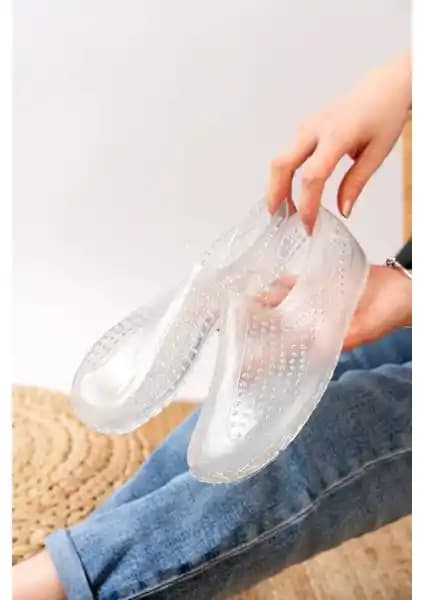 Berchill Unisex Deniz Ayakkabısı: Şıklık ve Fonksiyonelliği Bir Arada Sunan Modern Tasarım