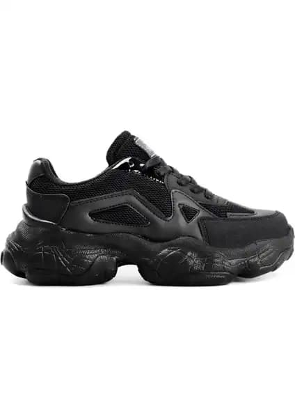 Slazenger ZEF Kadın Sneaker: Şıklık ve Konforu Bir Arada Sunan Modern Spor Ayakkabı
