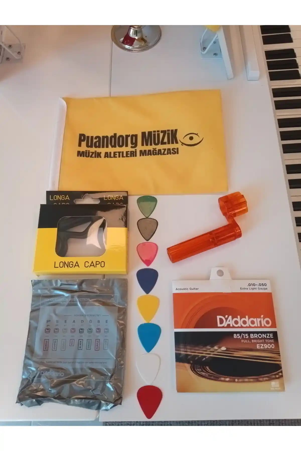 D'Addario EZ900 Akustik Gitar Teli Seti: Yüksek Kalite ve Dayanıklılık İçin İdeal