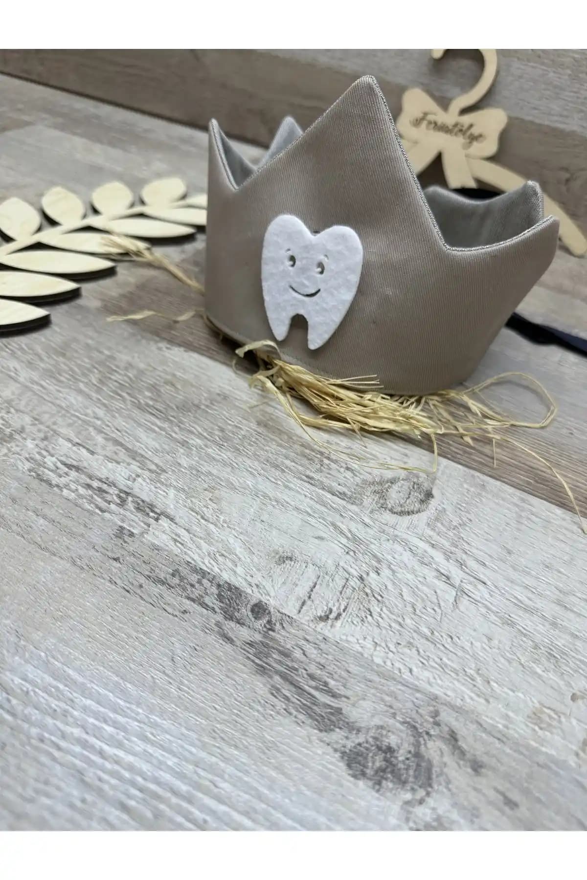 Feriatolye Bebek Tacı - El Yapımı Konforlu ve Şık Düğün, Doğum Günü Aksesuarı