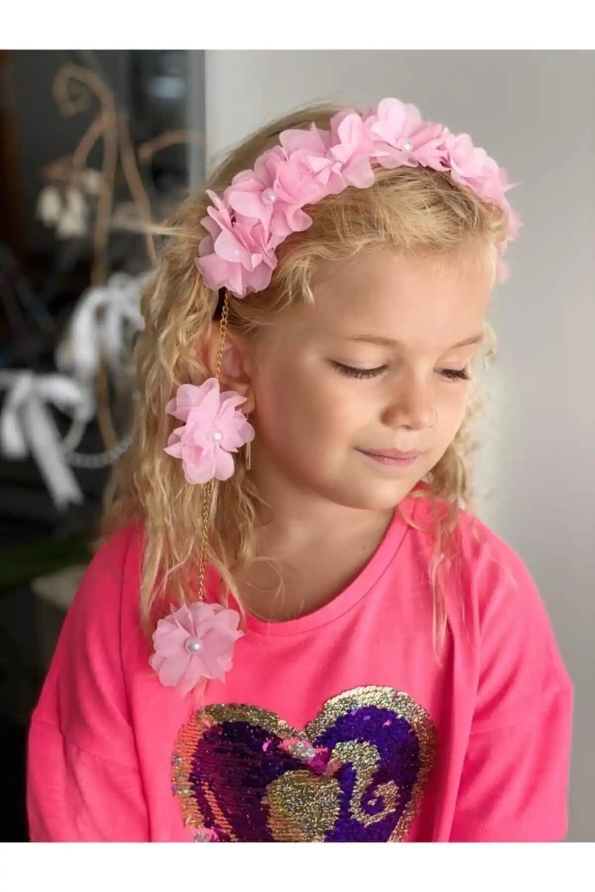 Genel Markalar Yeni Trend Moda İncili Çiçek Sarkıt Zincirli Taç Şıklık ve Zarafetin Simgesi