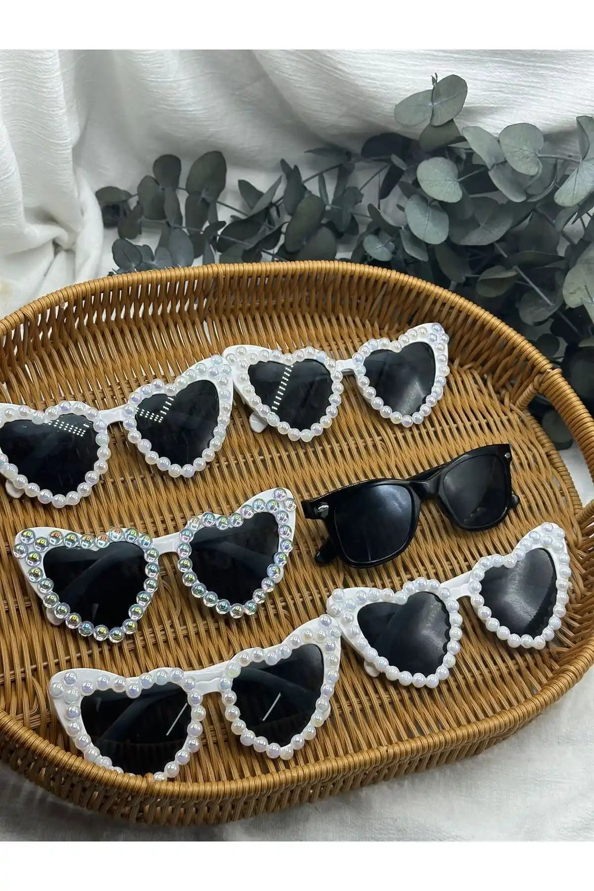 E Elmas Lüx Bride To Be İncili Kalp Gözlük Seti ile Özel Günlerde Zarif Şıklık