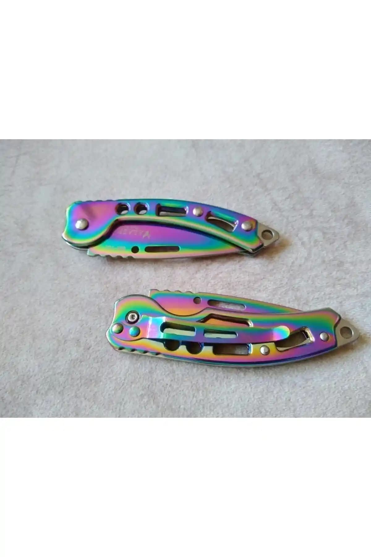 Alaska Mem Store ve DORAX Çakı Modellerinin Detaylı Karşılaştırması