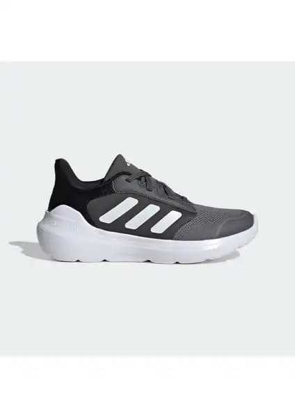 Adidas Çocuk Spor Ayakkabıları Karşılaştırması: Tensaur Run ve Sport 2.0 Modelleri 1